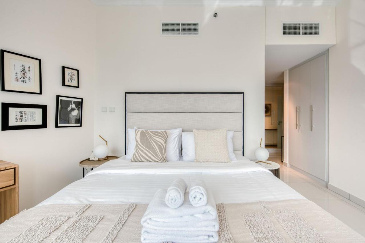 ドバイMaison Privee - Aesthetic Apt With Stunning View In Luxurious Buildingアパートメント エクステリア 写真