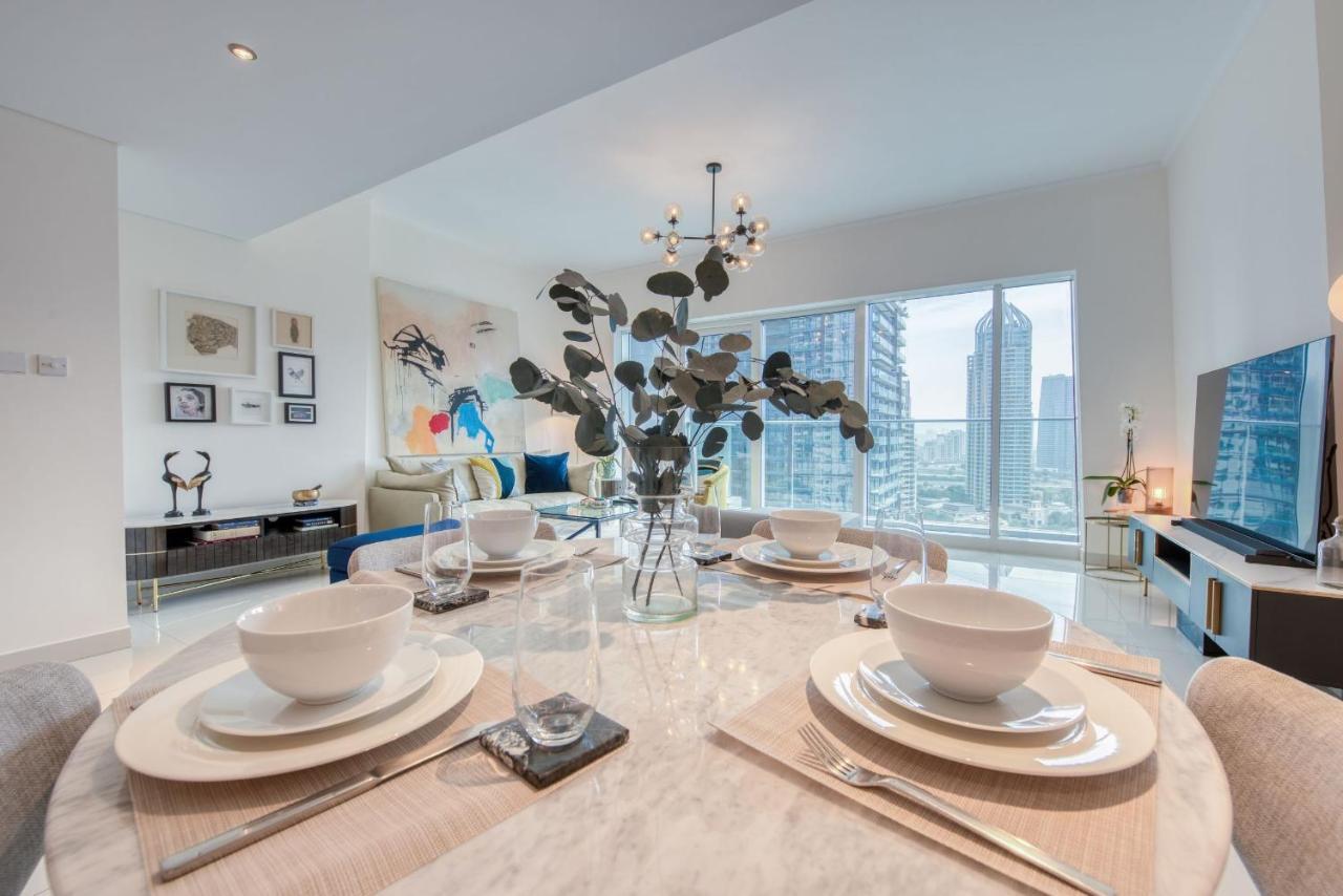 ドバイMaison Privee - Aesthetic Apt With Stunning View In Luxurious Buildingアパートメント エクステリア 写真