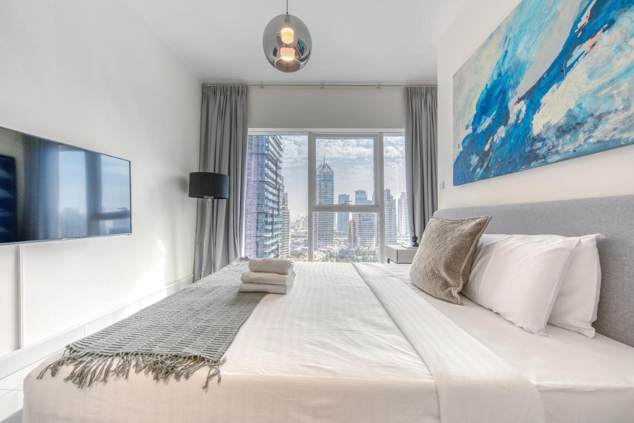 ドバイMaison Privee - Aesthetic Apt With Stunning View In Luxurious Buildingアパートメント エクステリア 写真